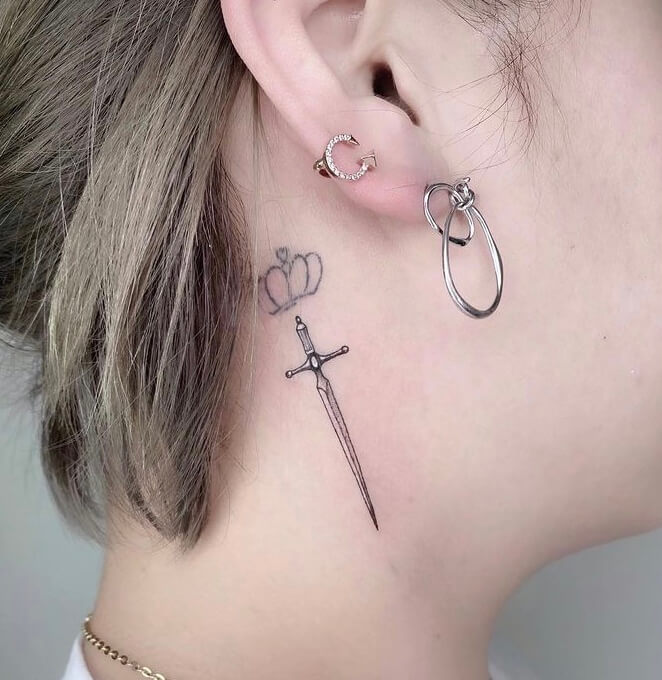 30+ Unique Behind The Ear Tattoo Ideas For Women