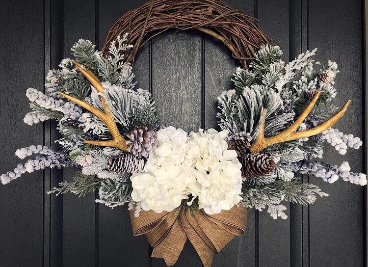 If you are making some home decorations to welcome Christmas. Well, I think Christmas wreaths are essential. Check these ideas and get what you want from them. #Christmas