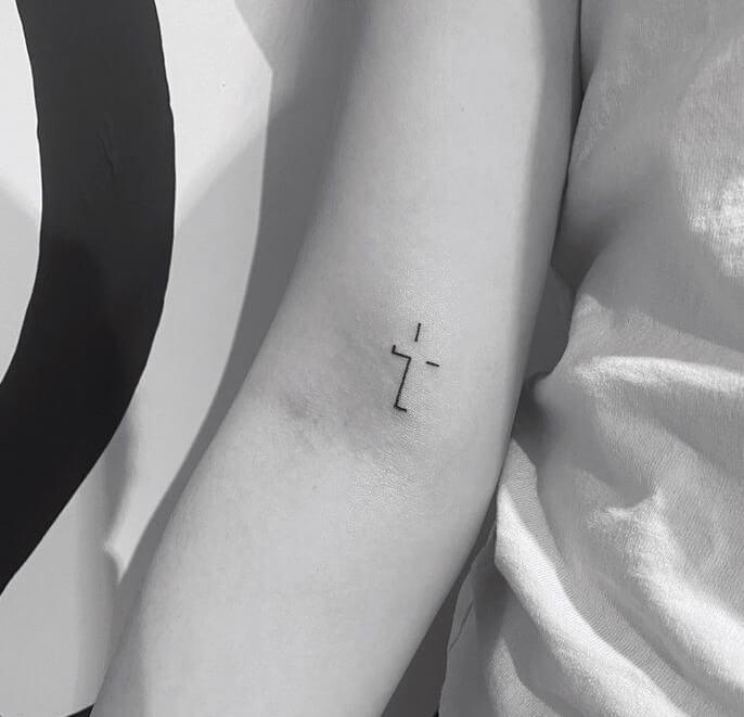 What is your next tattoo style? Check out these minimalist tattoo ideas, you will love them!