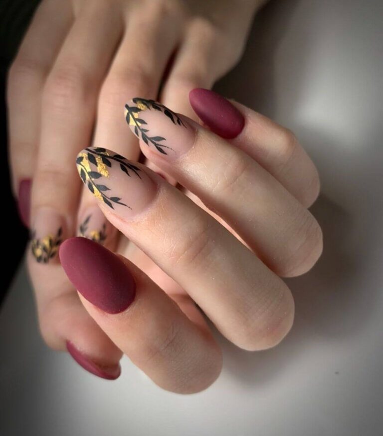 20+ Fashionable Almond Nails For 2021