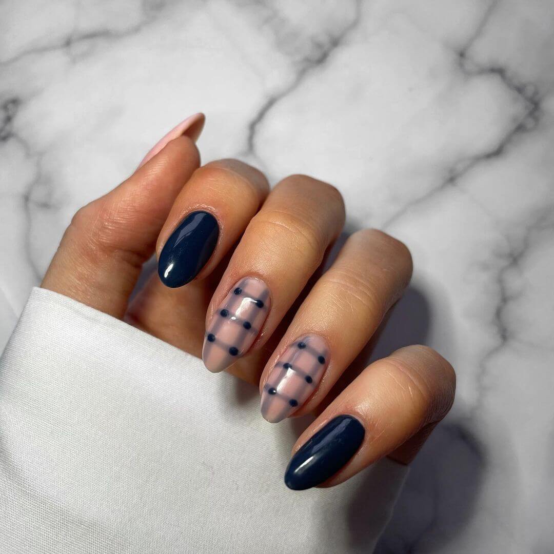 20+ Fashionable Almond Nails For 2021