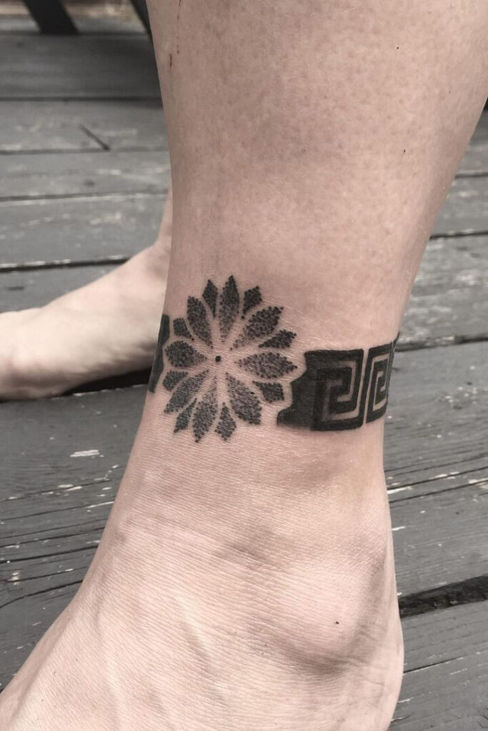 20 Small Ankle Tattoos You'll Want To Try