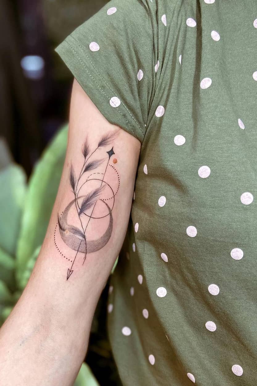 Gorgeous arrow tattoo