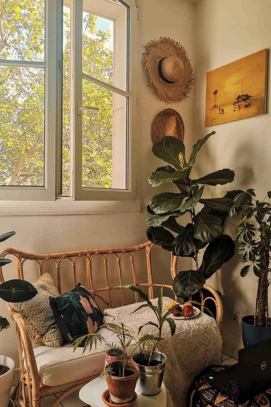 Leisurely boho office corner