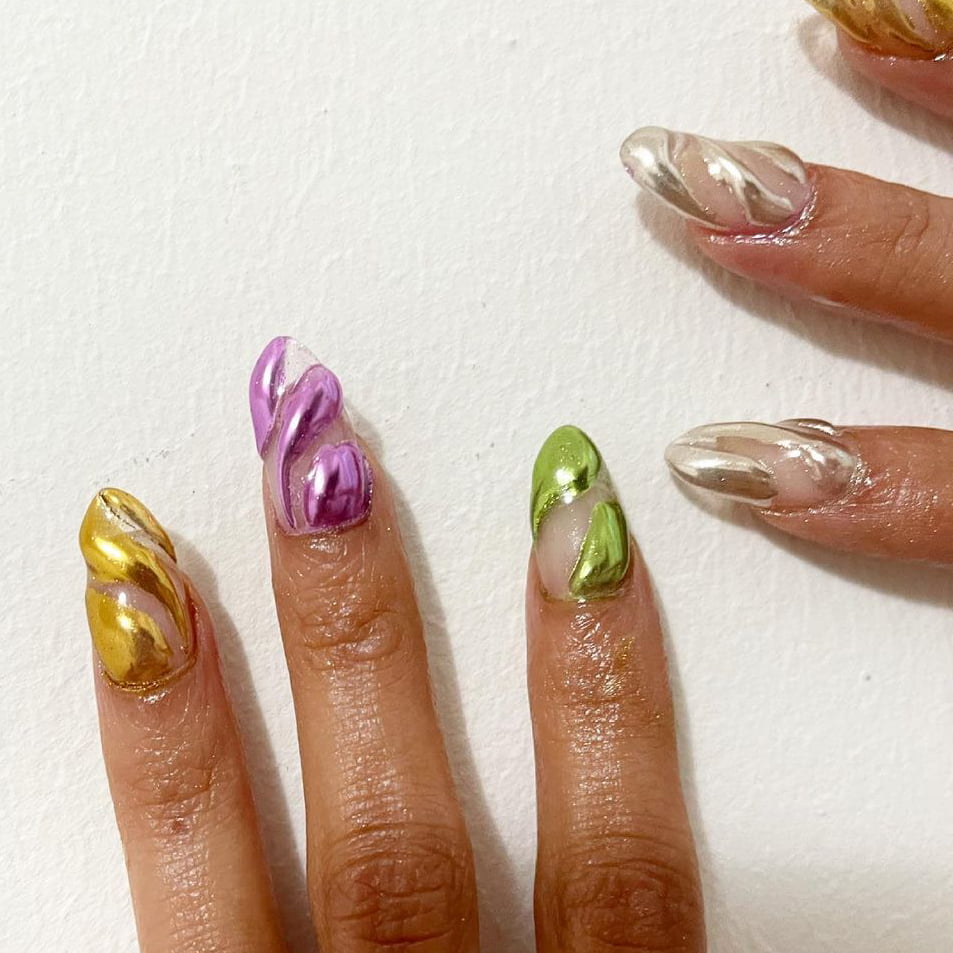 Creative chrome nails