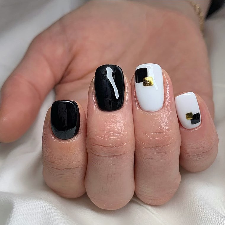 29+ Unique Chrome Nail Art Designs in 2021