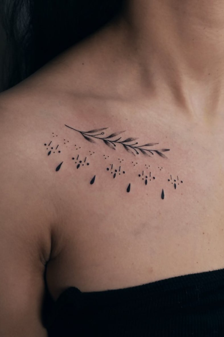 Plant collarbone tattoo