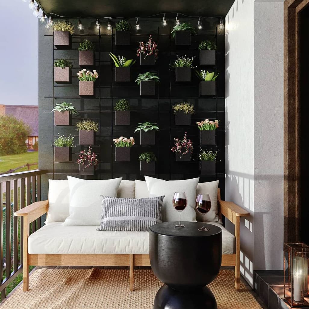 Black small balcony background wall