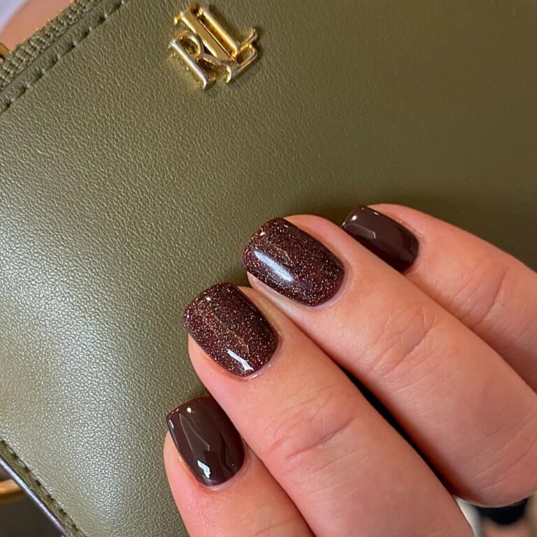 35 Stylish Brown Nail Designs For Fall and Winter