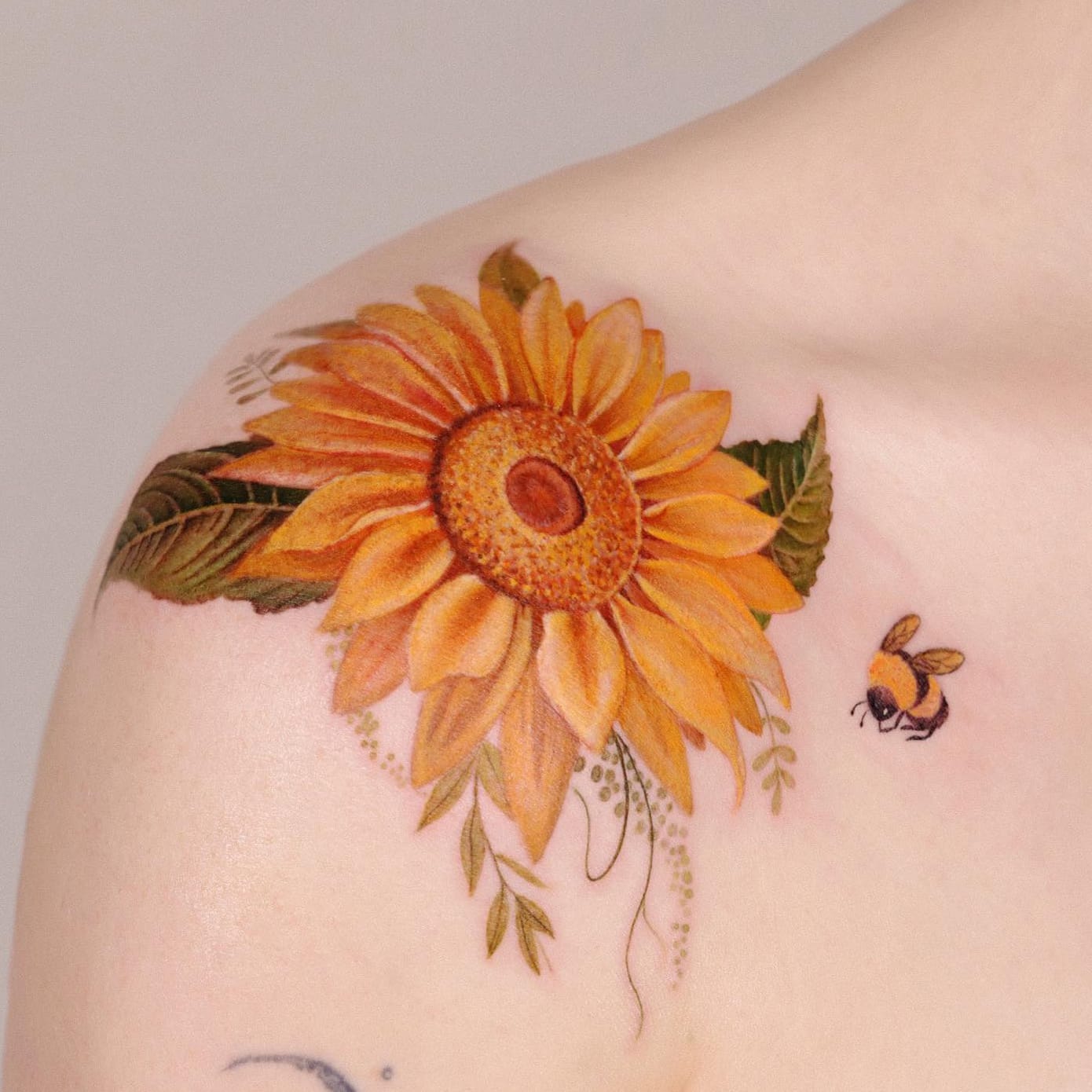 Bee Sunflower Tattoo-1