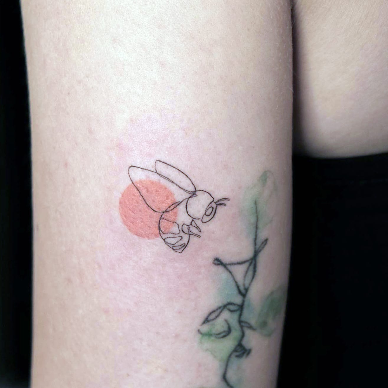 Bee Thin Line Tattoo-1