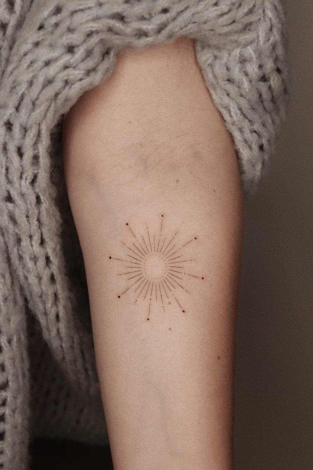 40 Brilliant Sun Tattoos For Women 2022 Guide   Sun Tattoo 3 1024x1536 