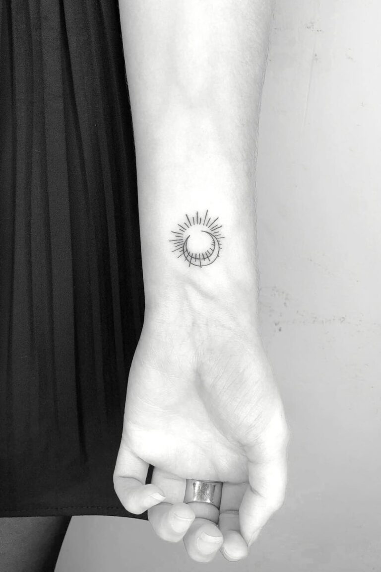 38 Amazing Small Sun and Moon Tattoo Ideas