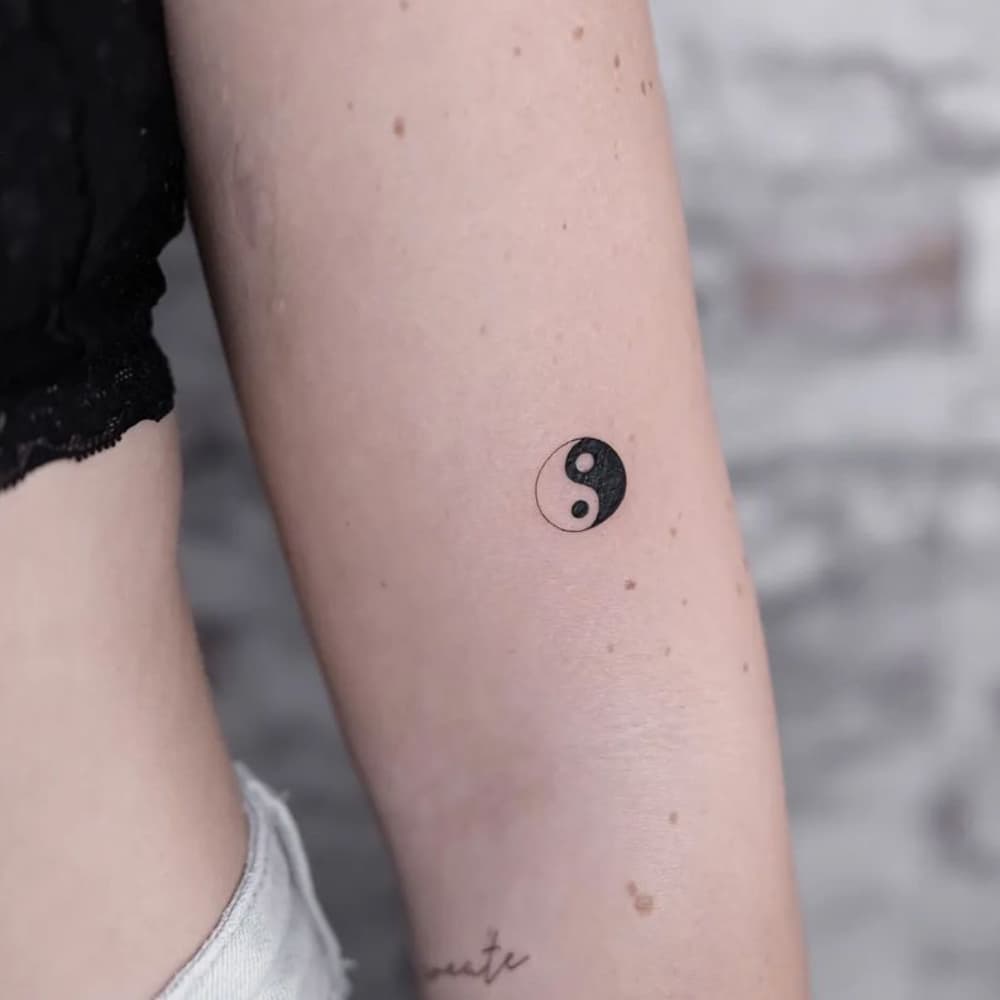 Yin Yang Symbol Silhouette Tattoo